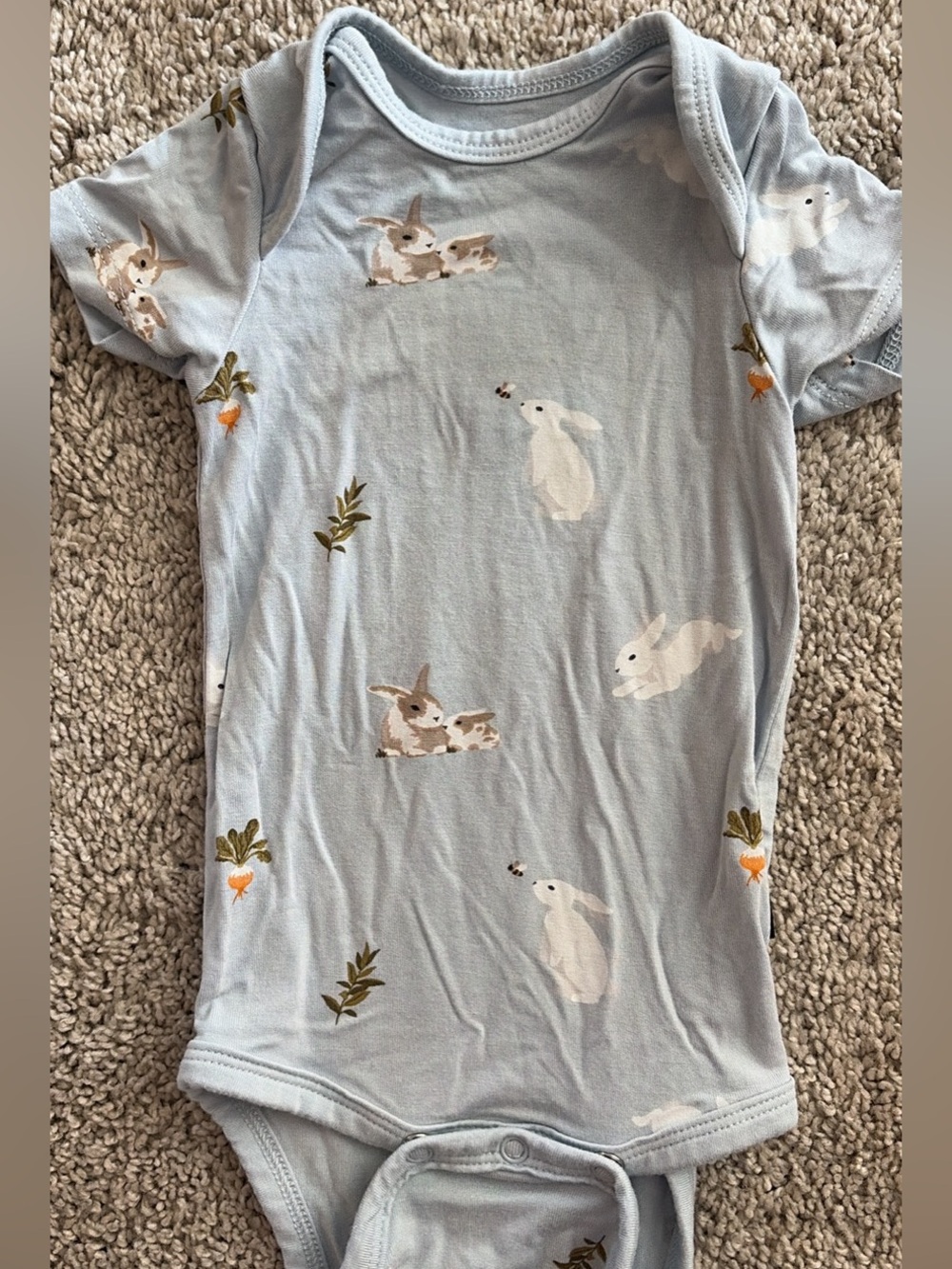 Kyte baby onesie 0-3 months bunny print